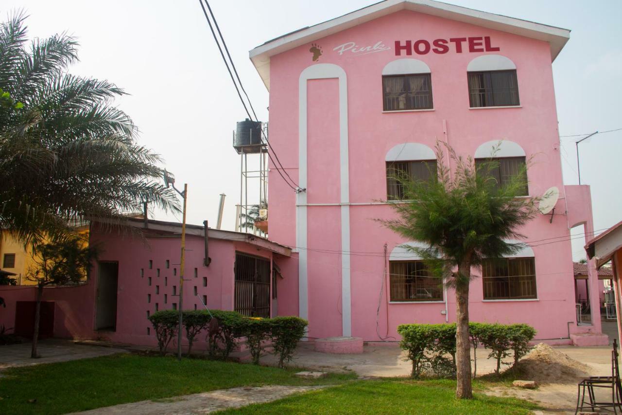 Pink Hostel Accra Exterior photo