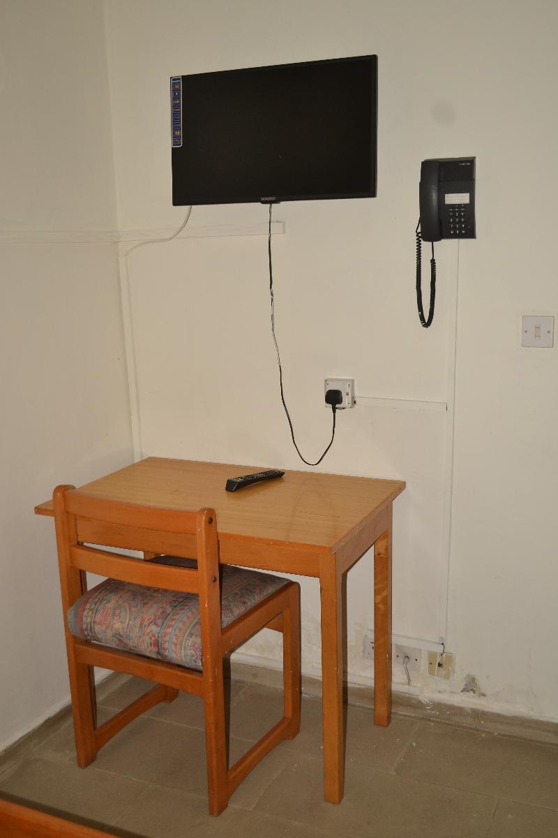 Pink Hostel Accra Exterior photo